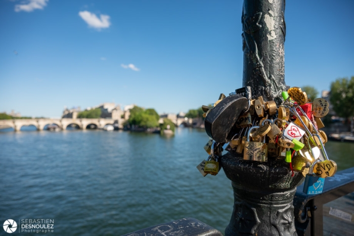 Cadenas sur la pont des Arts - Photo : © Sebastien Desnoulez photographe d'ambiances et d'architecture