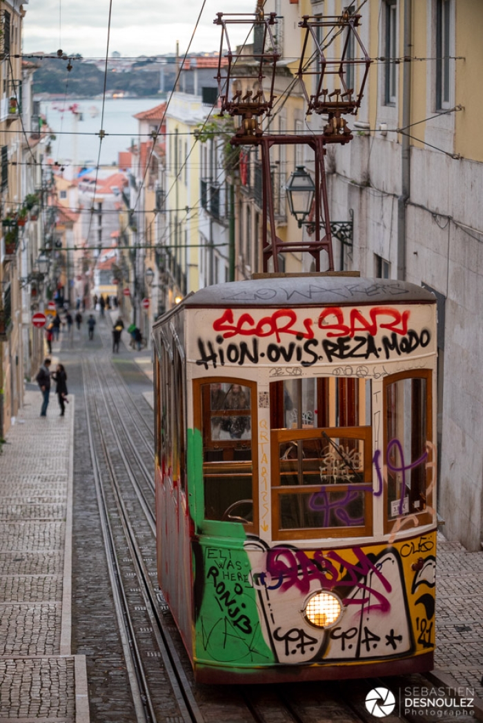 Ascensor Da Bica, Lisbonne - Photo : © Sebastien Desnoulez Photographe Auteur