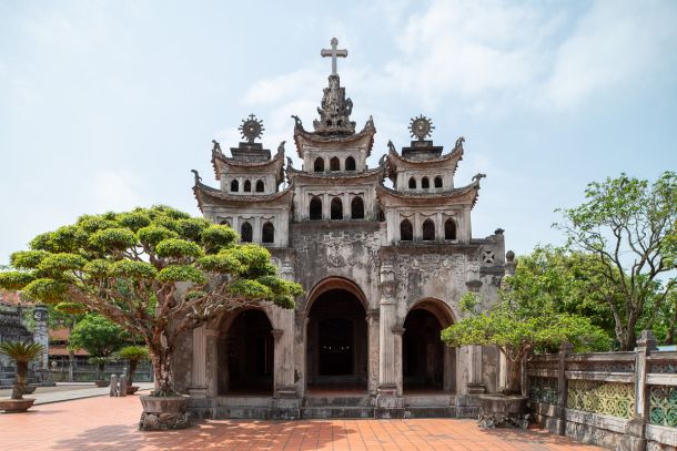 Cathédrale de Phat Diem au Vietnam - Photo : © Sebastien Desnoulez Photographe Auteur