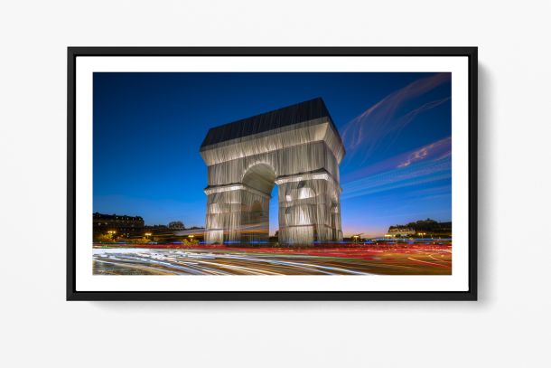 Arc de Triomphe x Christo framed print Photo Sebastien Desnoulez Photographe auteur